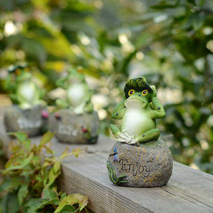 Garden Sign Frog On Stone Ornaments